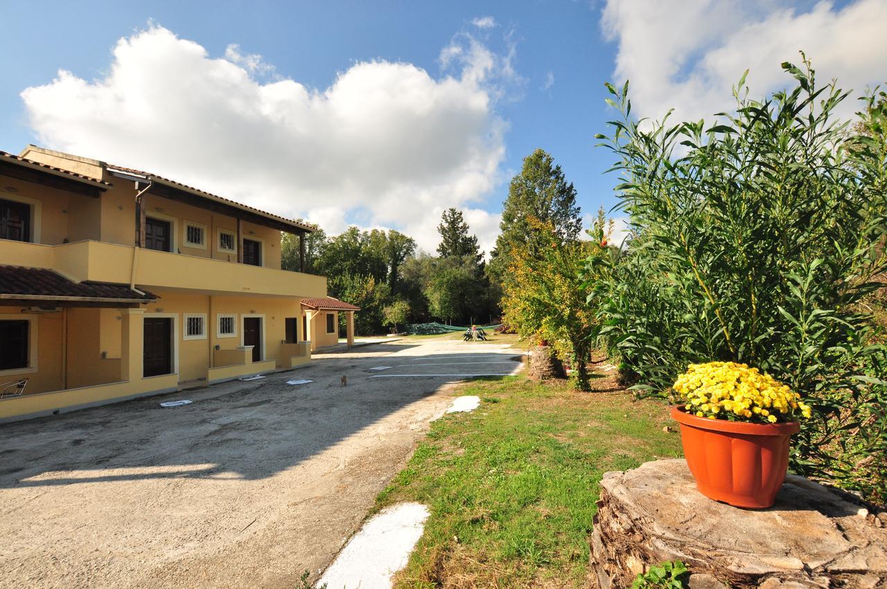 Laskaris Studios Dassia  Buitenkant foto