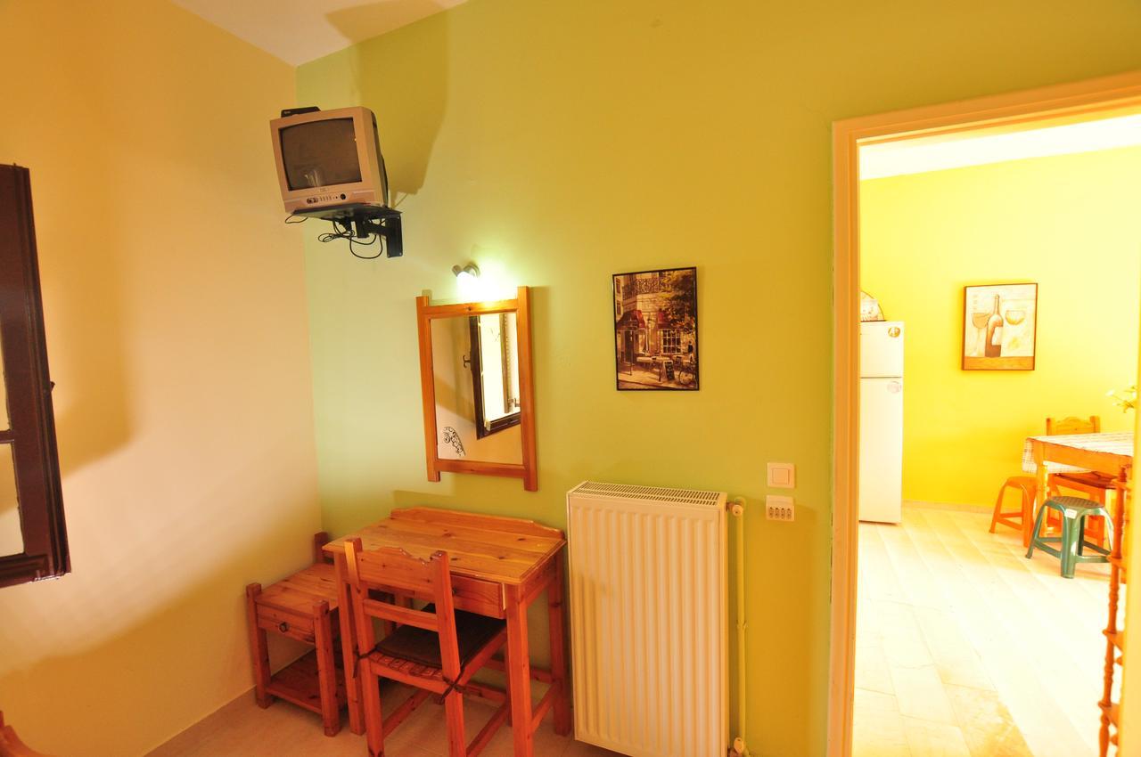 Laskaris Studios Dassia  Buitenkant foto